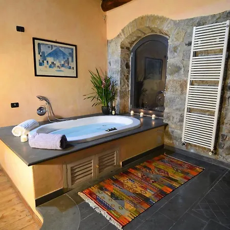 Villa Panoramic Villa With Heated Pool Collina Blu